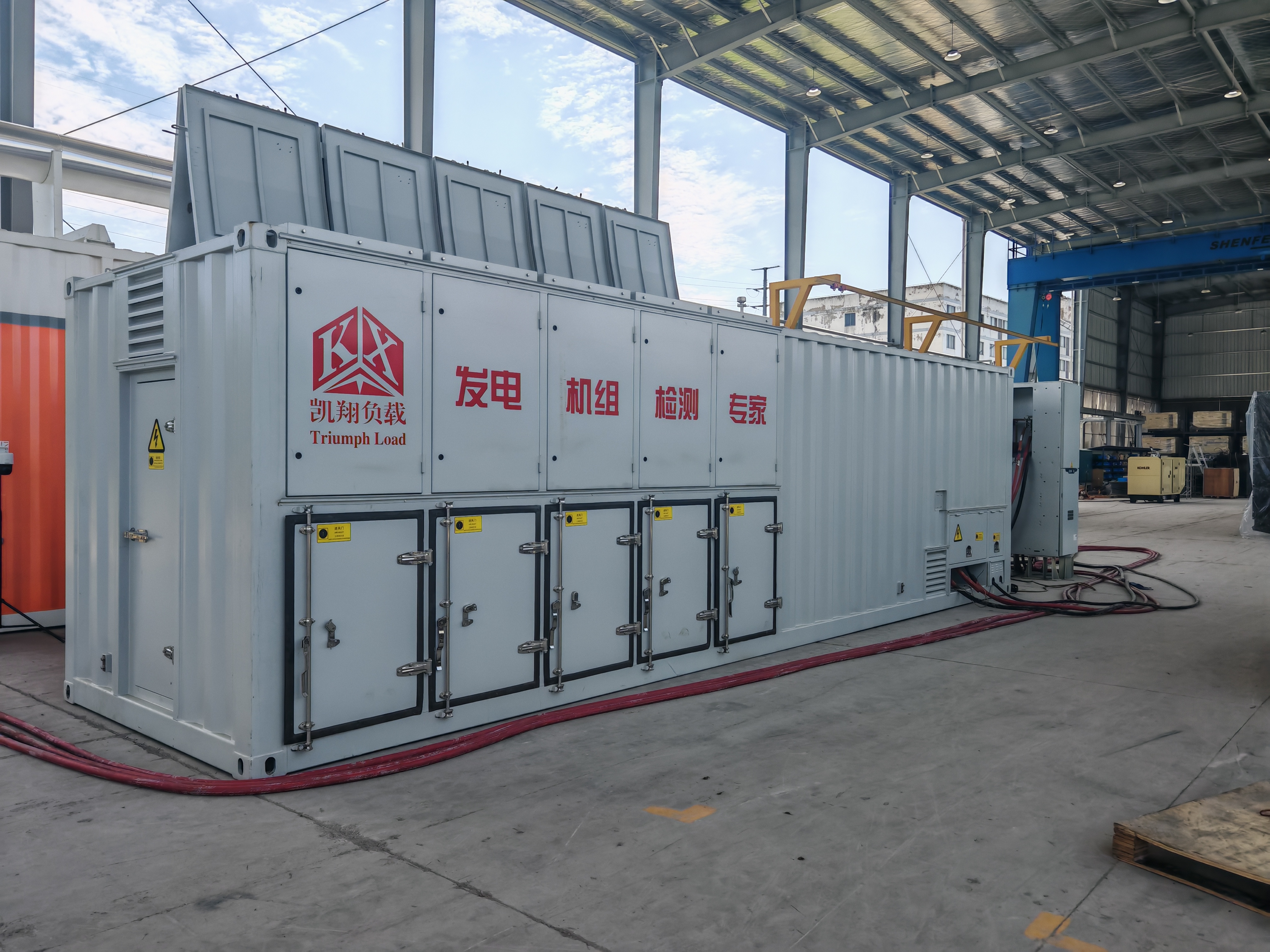 走進(jìn)大功率負(fù)載柜，領(lǐng)略科技魅力