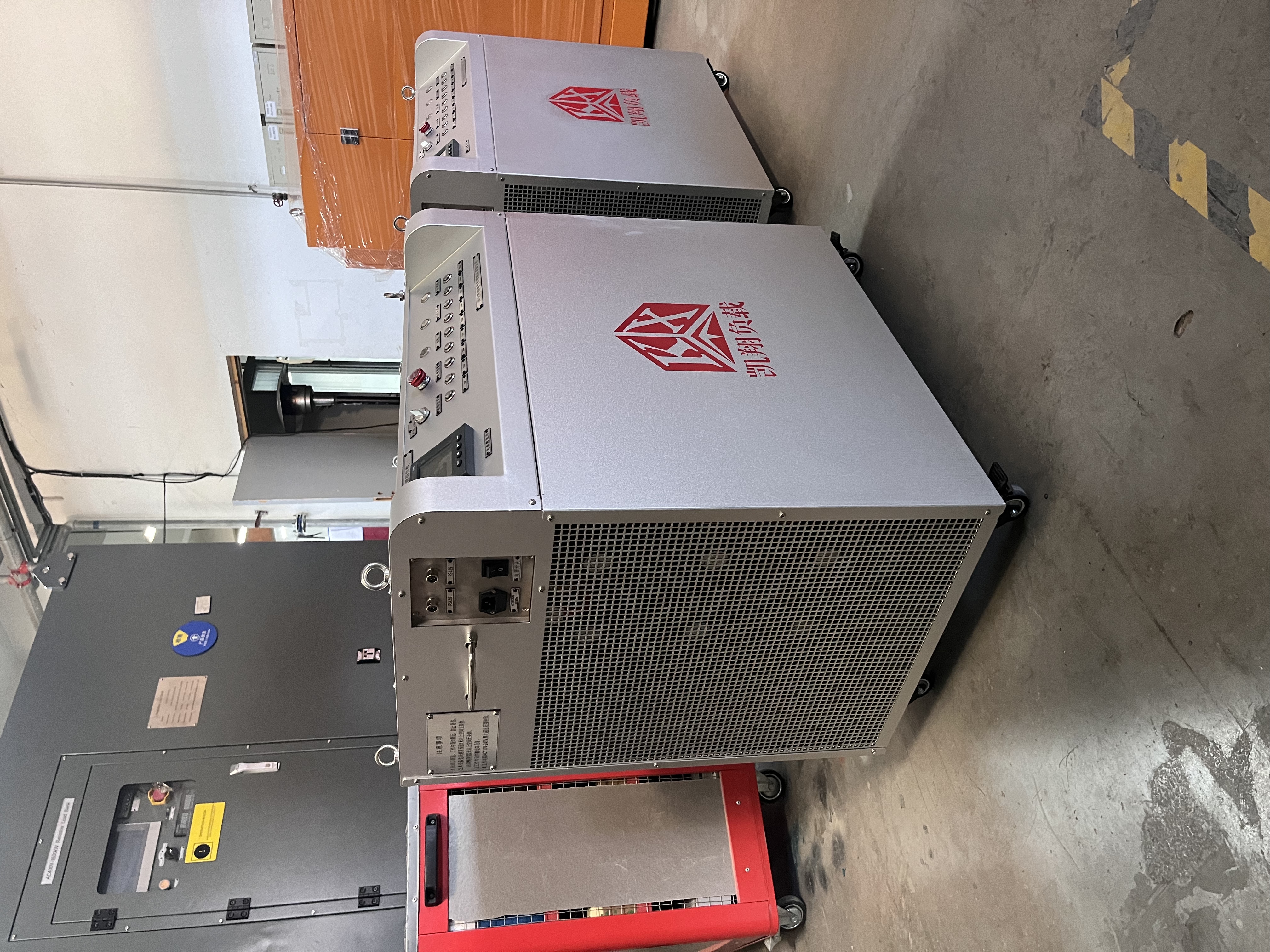 老客戶再下單｜凱翔科技便攜式智能交流負(fù)載柜ACT400V-200kW再次贏得信賴