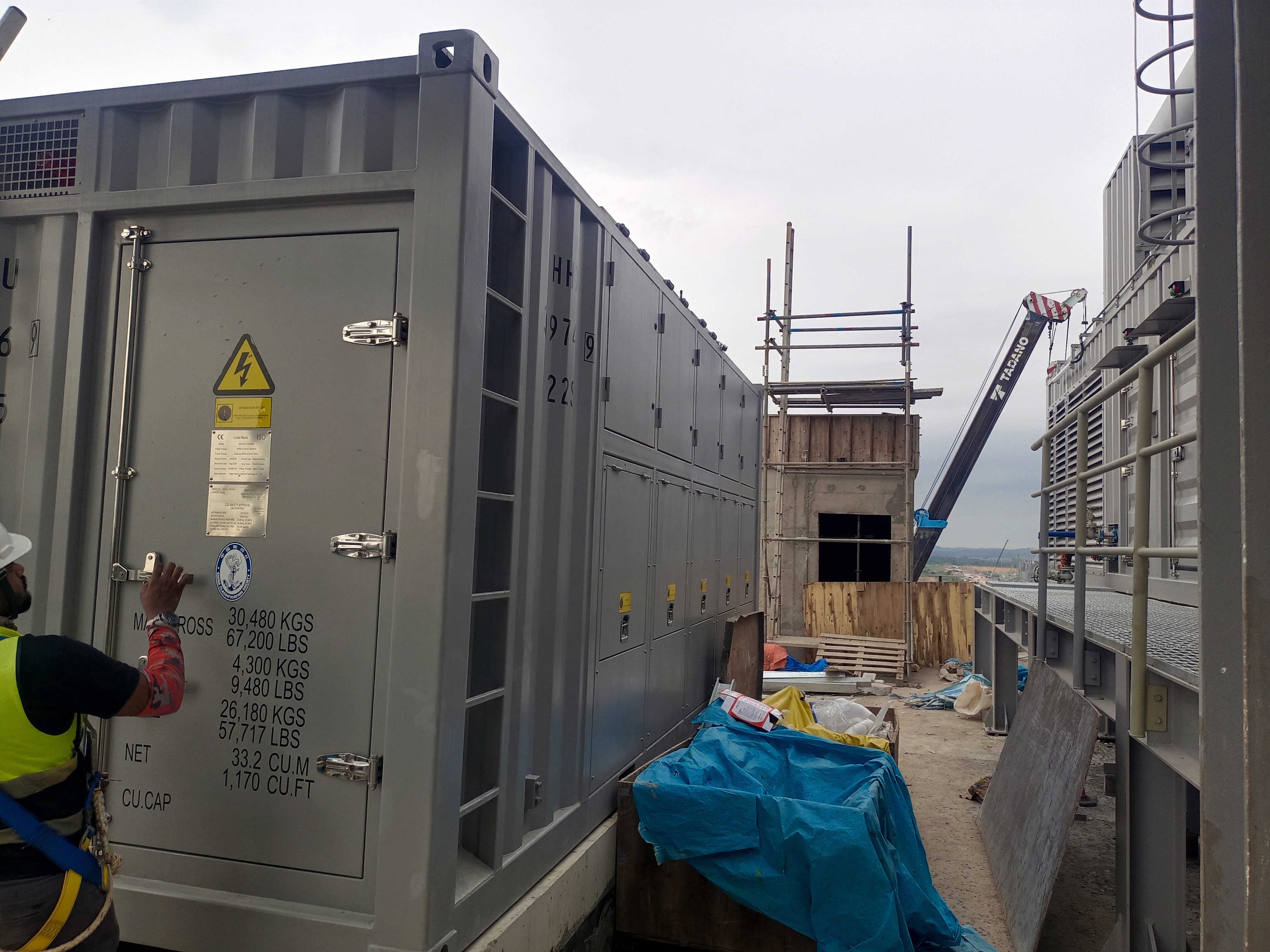 智能負(fù)載，驅(qū)動未來:凱翔科技AC415V-2000kW智能交流負(fù)載柜出口馬來西亞